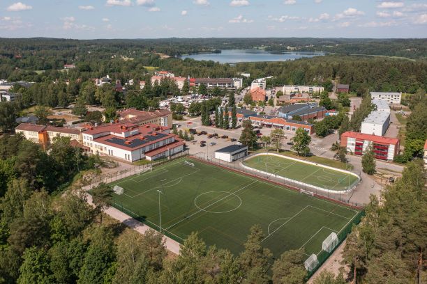 Karkkilan keskustaa ilmakuvassa